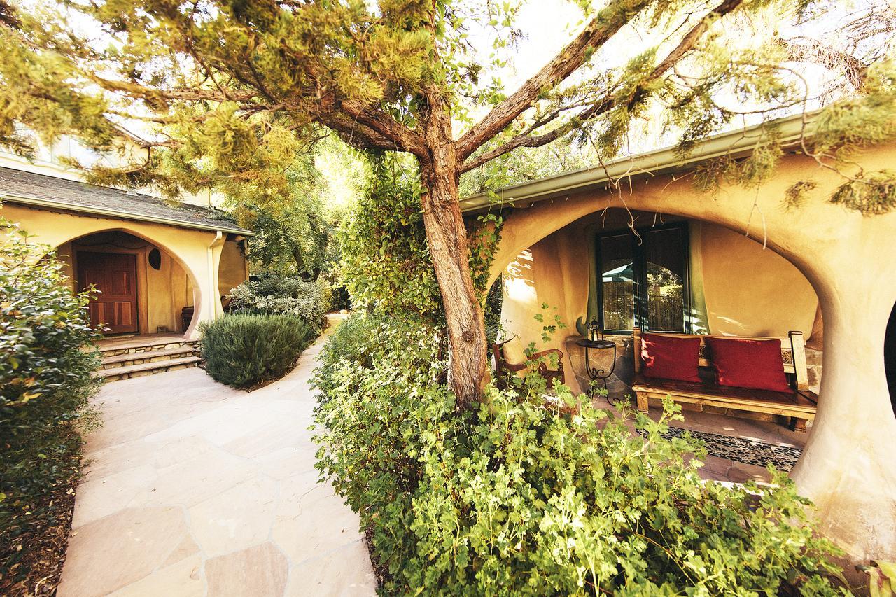 The Emerald Iguana Inn Ojai Bagian luar foto